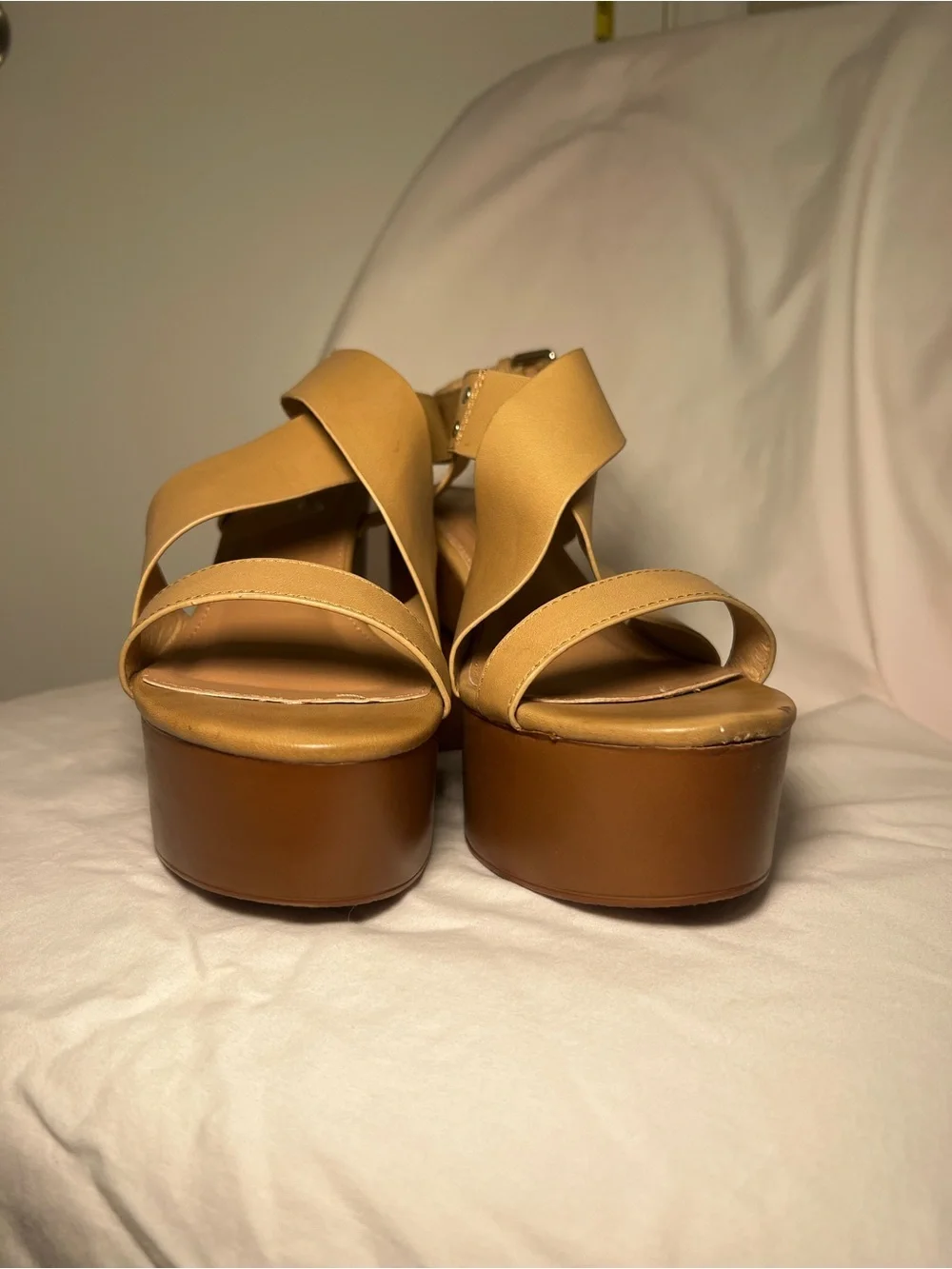 Hot Kiss Tan Platform Strappy Block Heel Sandals Size 10/11